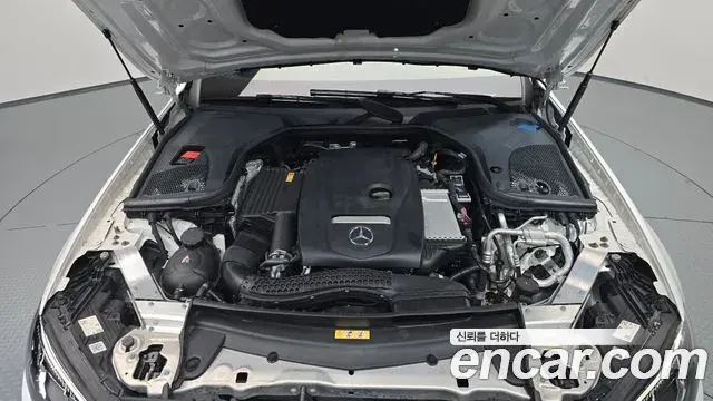 Mercedes-Benz E-Class 2021 — Фото 6/20