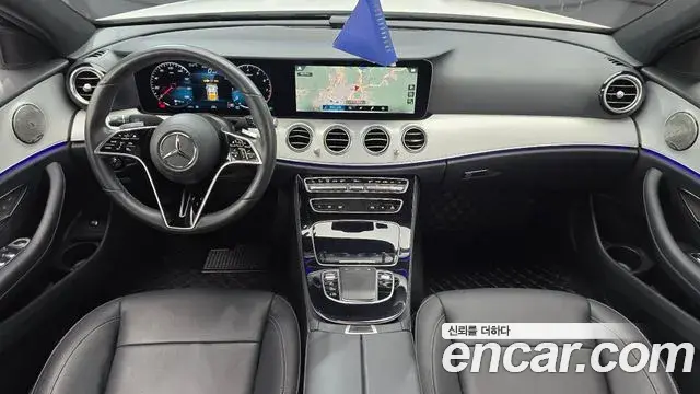 Mercedes-Benz E-Class 2021 — Фото 7/20