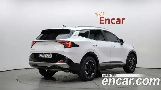 Kia Sportage 2025 — Фото 2/20