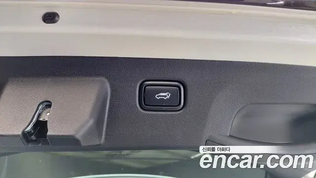Kia Sportage 2025 — Фото 18/20