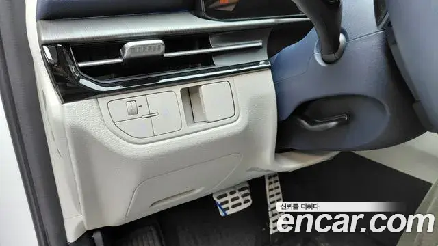 Kia Sportage 2025 — Photo 10/33