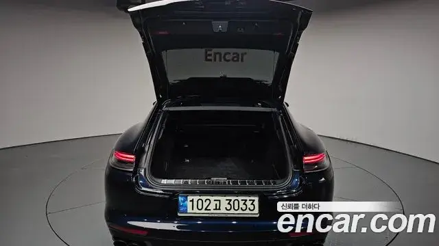 Porsche Panamera 2021 — Фото 20/20