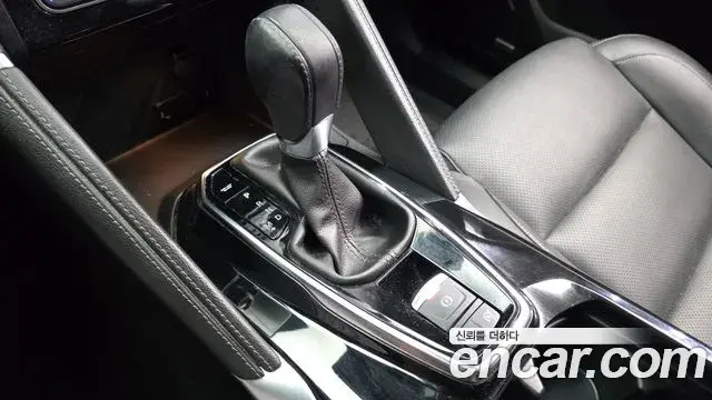 Renault Samsung QM6 2019 — Фото 9/20