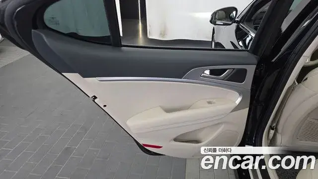 Genesis G70 2023 — Şəkil 3/35
