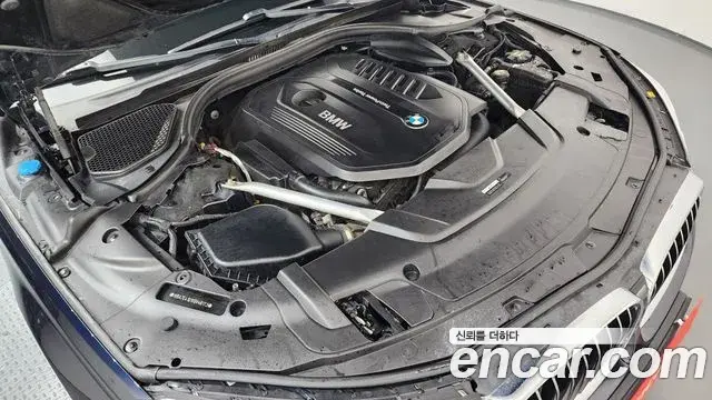 BMW 7 Series 2019 — Photo 6/20
