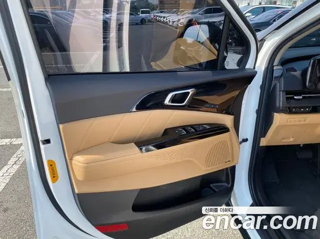 Kia Carnival 2020 — Фото 13/20