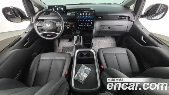 Hyundai Staria 2024 — Фото 7/20