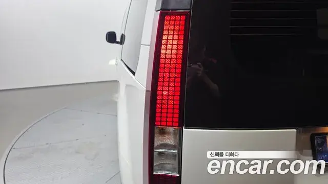 Hyundai Staria 2024 — Şəkil 15/37