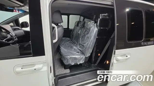 Hyundai Staria 2024 — Şəkil 20/37
