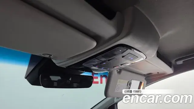 Hyundai Staria 2024 — Şəkil 12/37