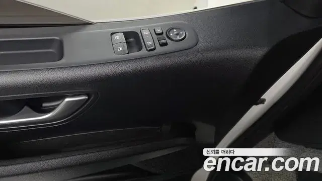 Hyundai Staria 2024 — Şəkil 36/37