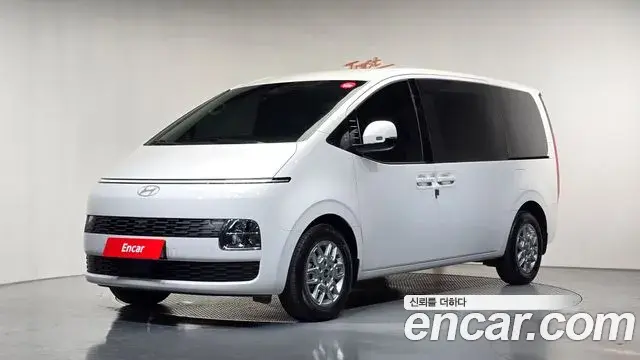 Hyundai Staria 2026 — Фото 1/20