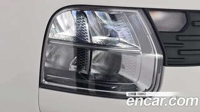 Hyundai Staria 2026 — Şəkil 4/31