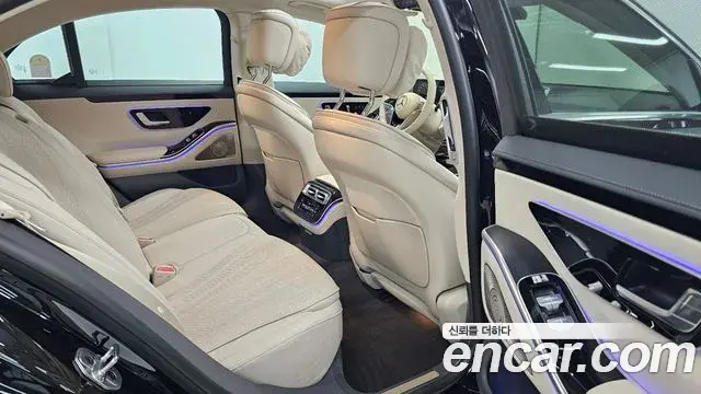 Mercedes-Benz S-Class 2025 — Фото 9/18