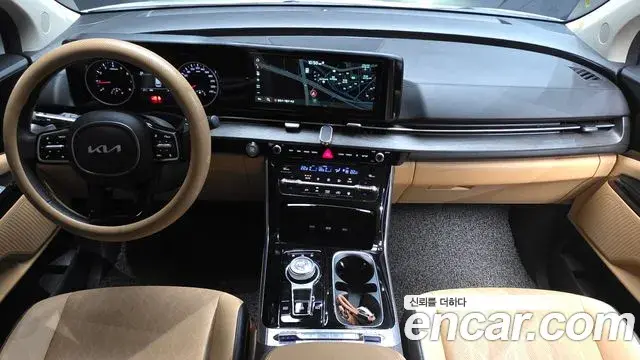 Kia Carnival 2022 — Фото 7/20