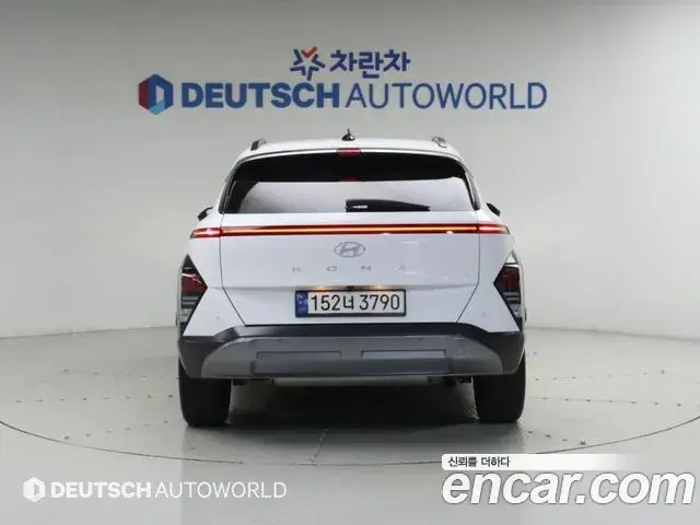 Hyundai Kona 2023 — Фото 3/20