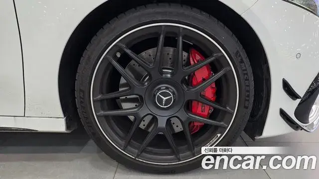 Mercedes-Benz A-Class 2026 — Photo 4/19