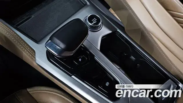 Renault Samsung Grand Koleos 2024 — Photo 11/20