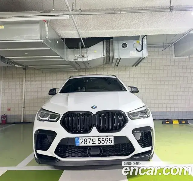 BMW X6 2021 — Фото 2/8