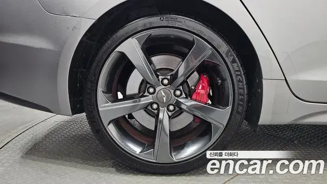 Genesis G70 2019 — ფოტო 37/37