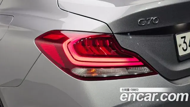 Genesis G70 2019 — ფოტო 3/37