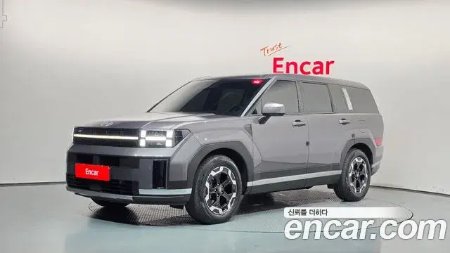 Hyundai Santa Fe 2023 — Фото 1/20