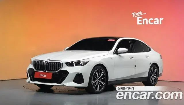 BMW 5 Series 2025 — Фото 1/20