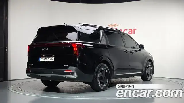 Kia Carnival 2025 — Фото 2/20
