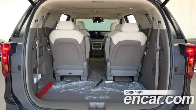 Kia Carnival 2025 — Фото 20/20