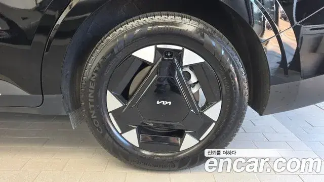 Kia Carnival 2025 — Şəkil 6/34