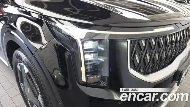 Kia Carnival 2025 — Şəkil 21/34