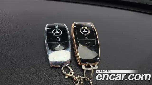 Mercedes-Benz S-Class 2020 — Фото 16/20