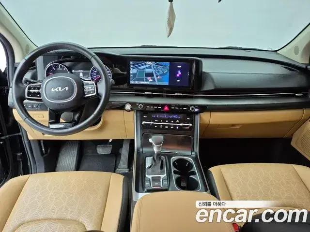 Kia Carnival 2022 — Фото 4/18