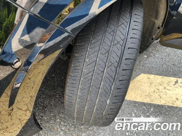 Kia Carnival 2023 — Photo 10/20