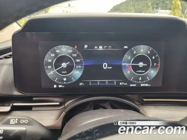 Kia Carnival 2023 — Photo 12/20