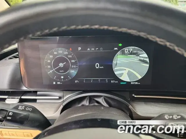 Kia Carnival 2023 — Photo 13/20
