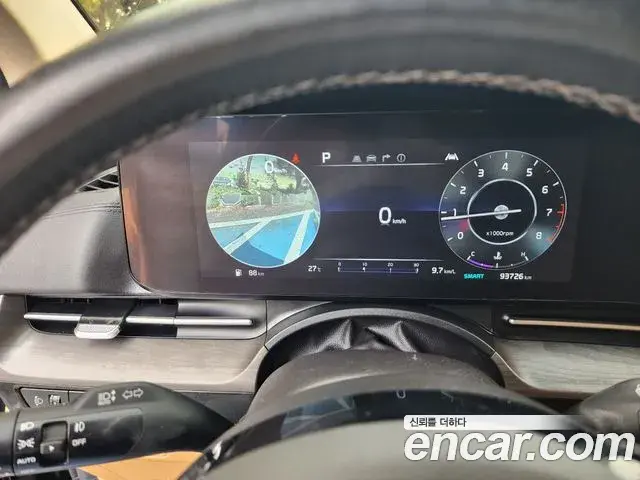 Kia Carnival 2023 — Photo 14/20