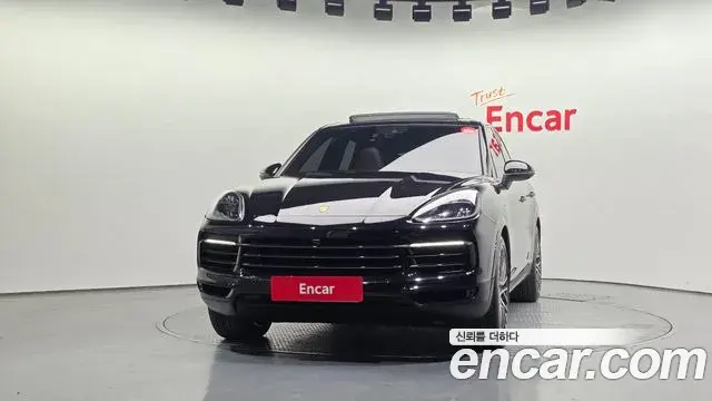Porsche Cayenne 2021 — Photo 3/20