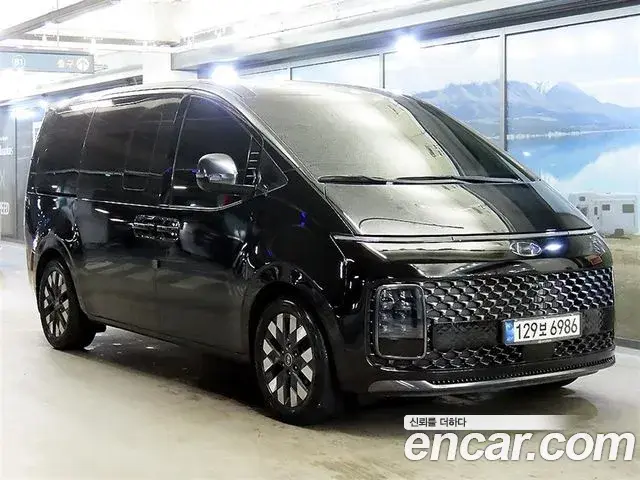 Hyundai Staria 2021 — Фото 20/20