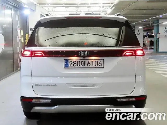 Kia Carnival 2021 — Фото 3/20