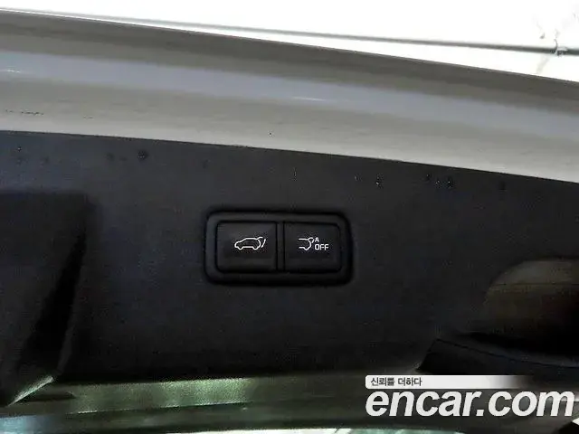 Kia Carnival 2021 — Фото 15/20