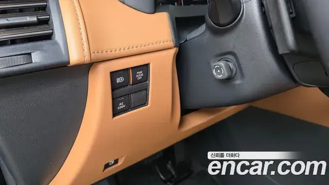 Toyota Alphard 2025 — Photo 24/35