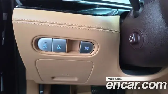 Genesis G90 2022 — Фото 18/20