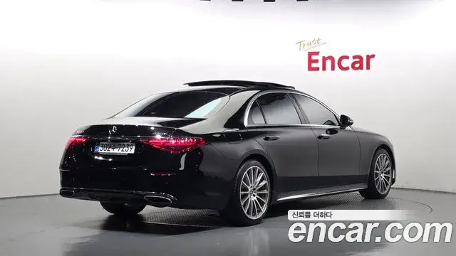 Mercedes-Benz S-Class 2021 — Photo 2/20
