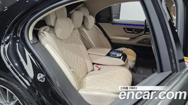 Mercedes-Benz S-Class 2021 — Photo 12/20