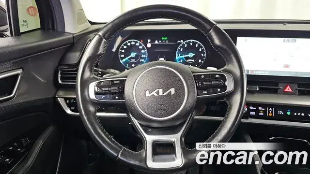 Kia Sportage 2021 — Фото 13/20