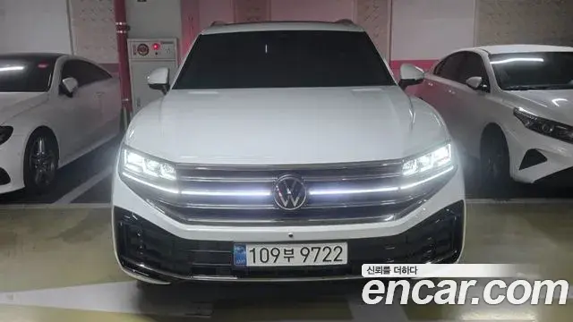 Volkswagen Touareg 2026 — Photo 8/19