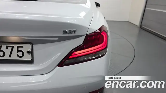 Genesis G70 2018 — ფოტო 4/32