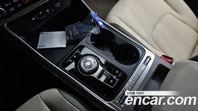 Kia Carnival 2025 — ფოტო 10/37