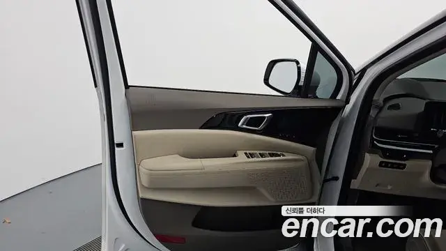 Kia Carnival 2025 — ფოტო 28/37
